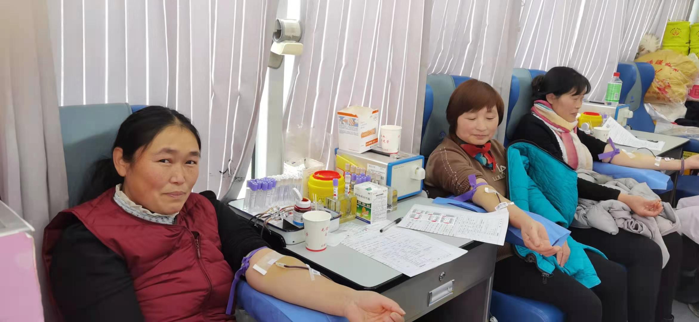 無償獻(xiàn)血，給這個(gè)冬天一份溫暖